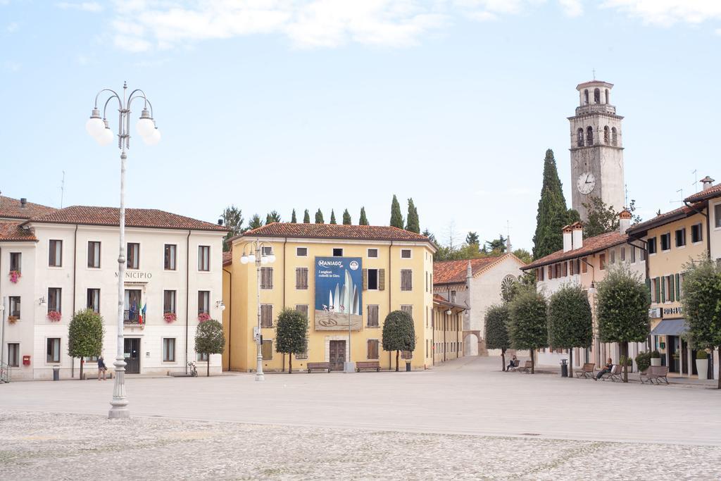Albergo Montenegro Maniago Zewnętrze zdjęcie