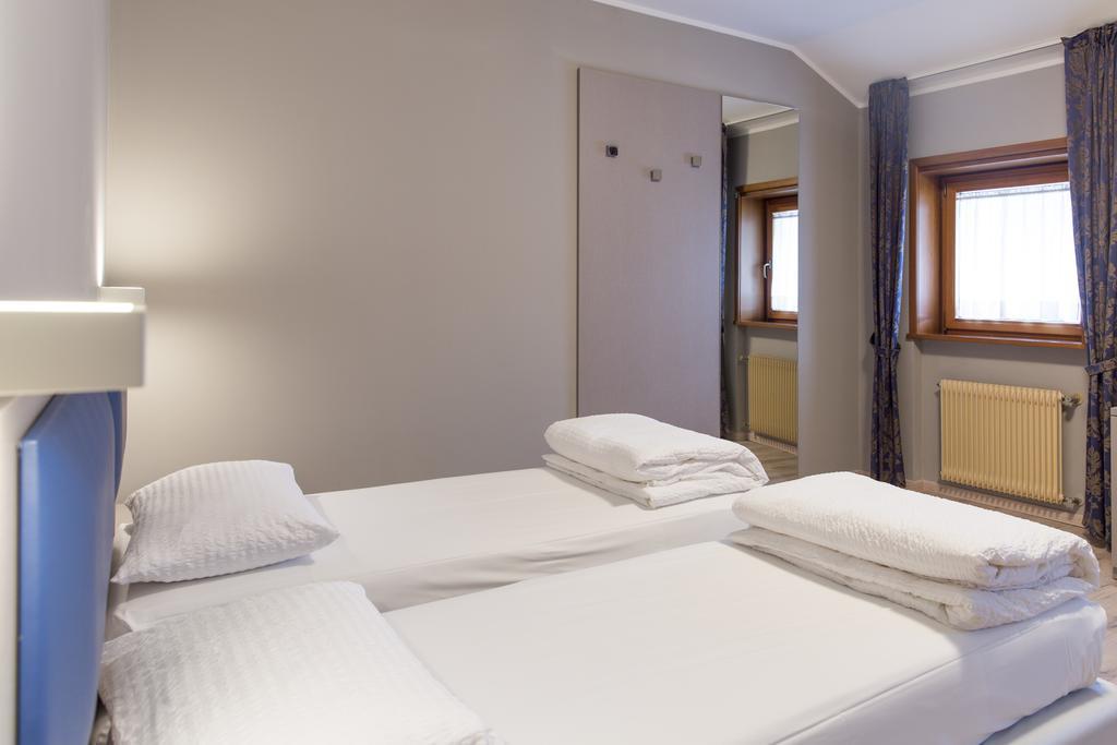 Albergo Montenegro Maniago Zewnętrze zdjęcie