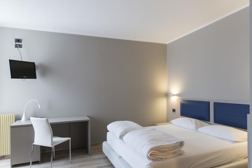 Albergo Montenegro Maniago Zewnętrze zdjęcie