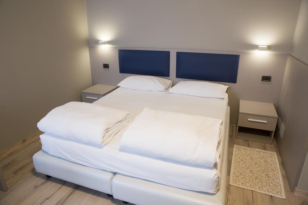 Albergo Montenegro Maniago Zewnętrze zdjęcie